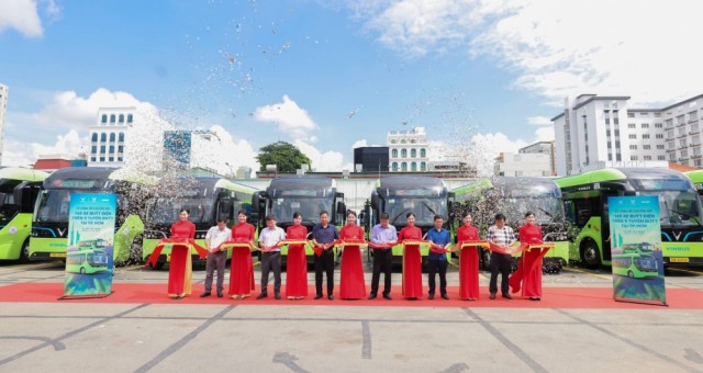 VinBus vận hành 9 tuyến buýt điện mới tại TP.HCM